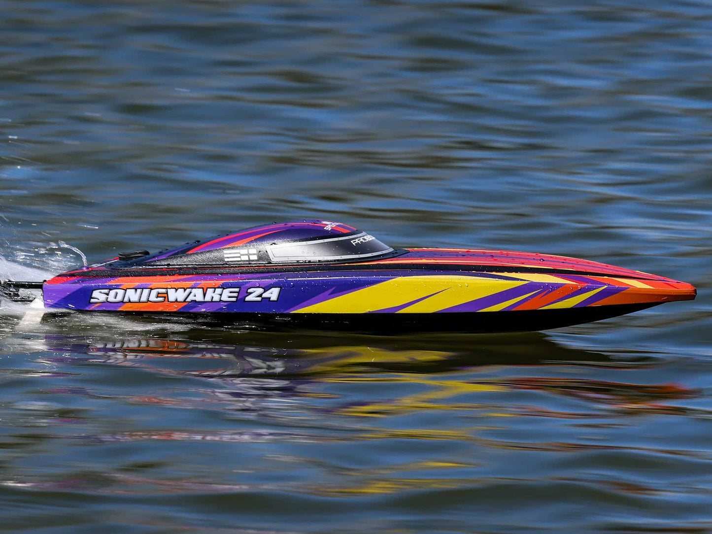 Sonicwake 24" Self-Righting Brushless Deep-V RTR, Red