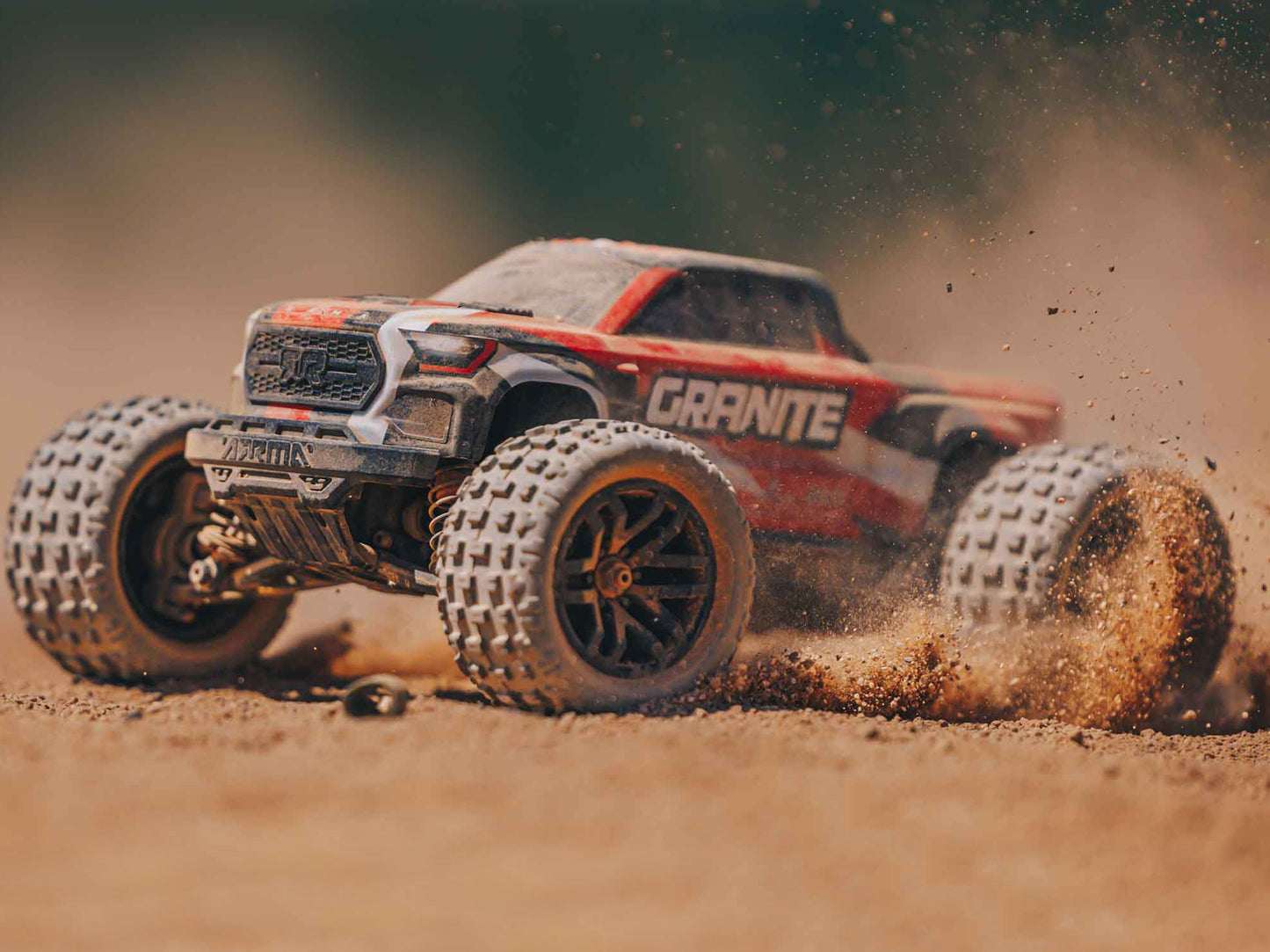 1/18 GRANITE GROM MEGA 4X4 MT with Battery & Charger Red