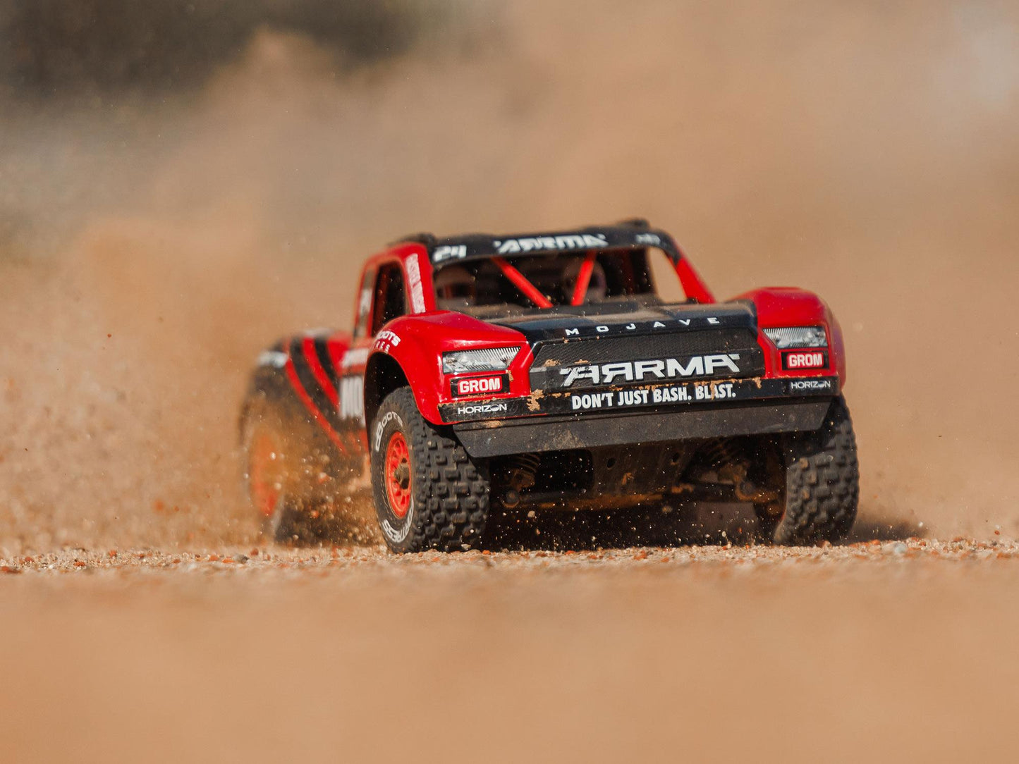 1/16 MOJAVE GROM MEGA 4X4 DT with Battery & Charger Red