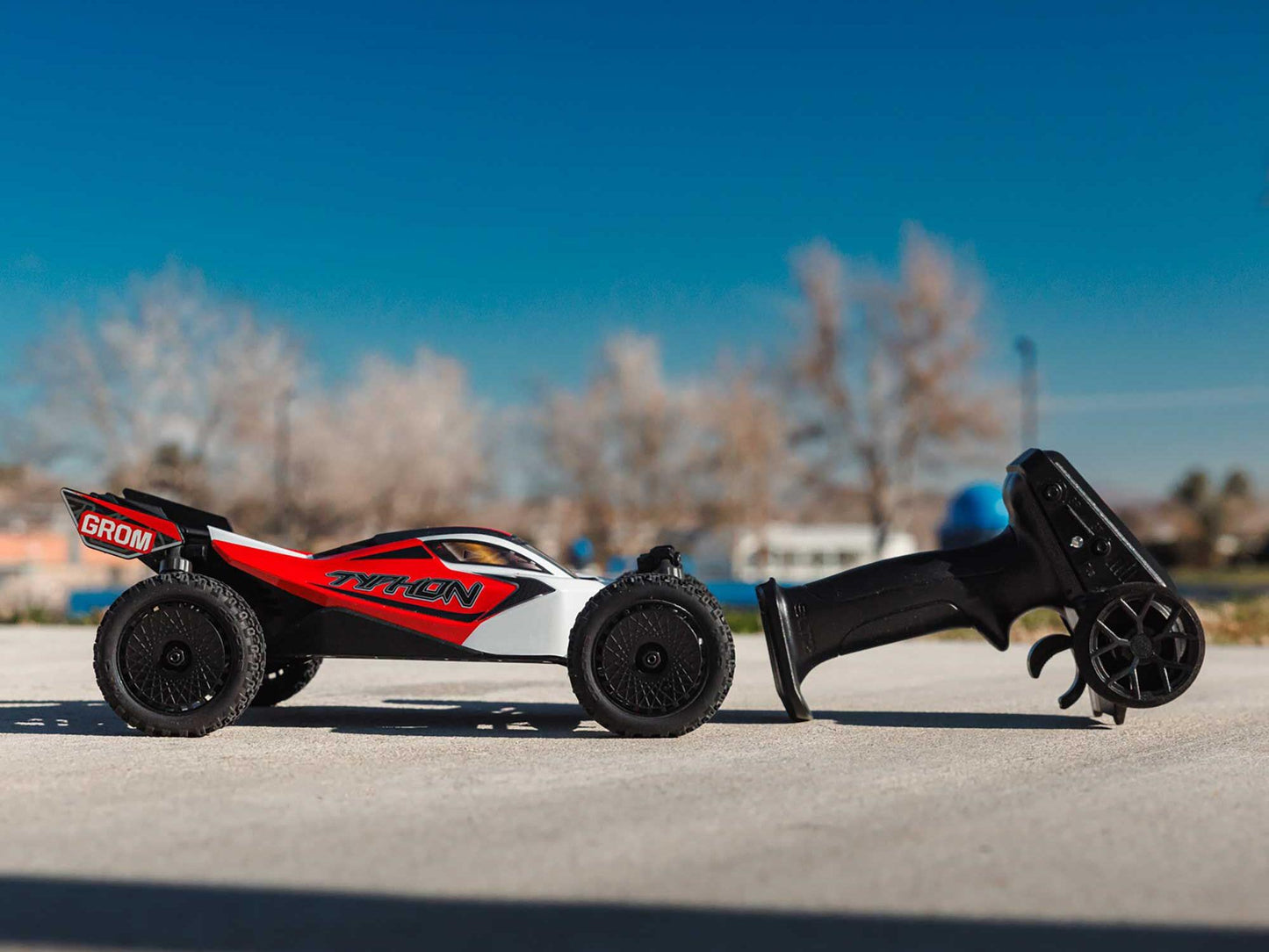 1/14 TYPHON GROM MEGA 4X4 Buggy with Battery & Charger Red