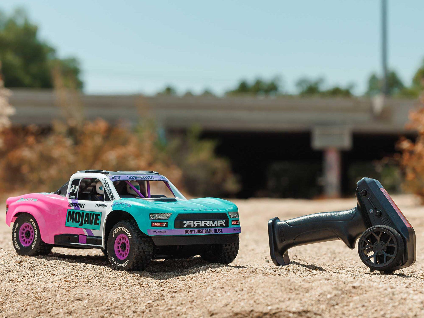 1/16 MOJAVE GROM 223S BLX 4X4 DT with Batt/Charger Teal