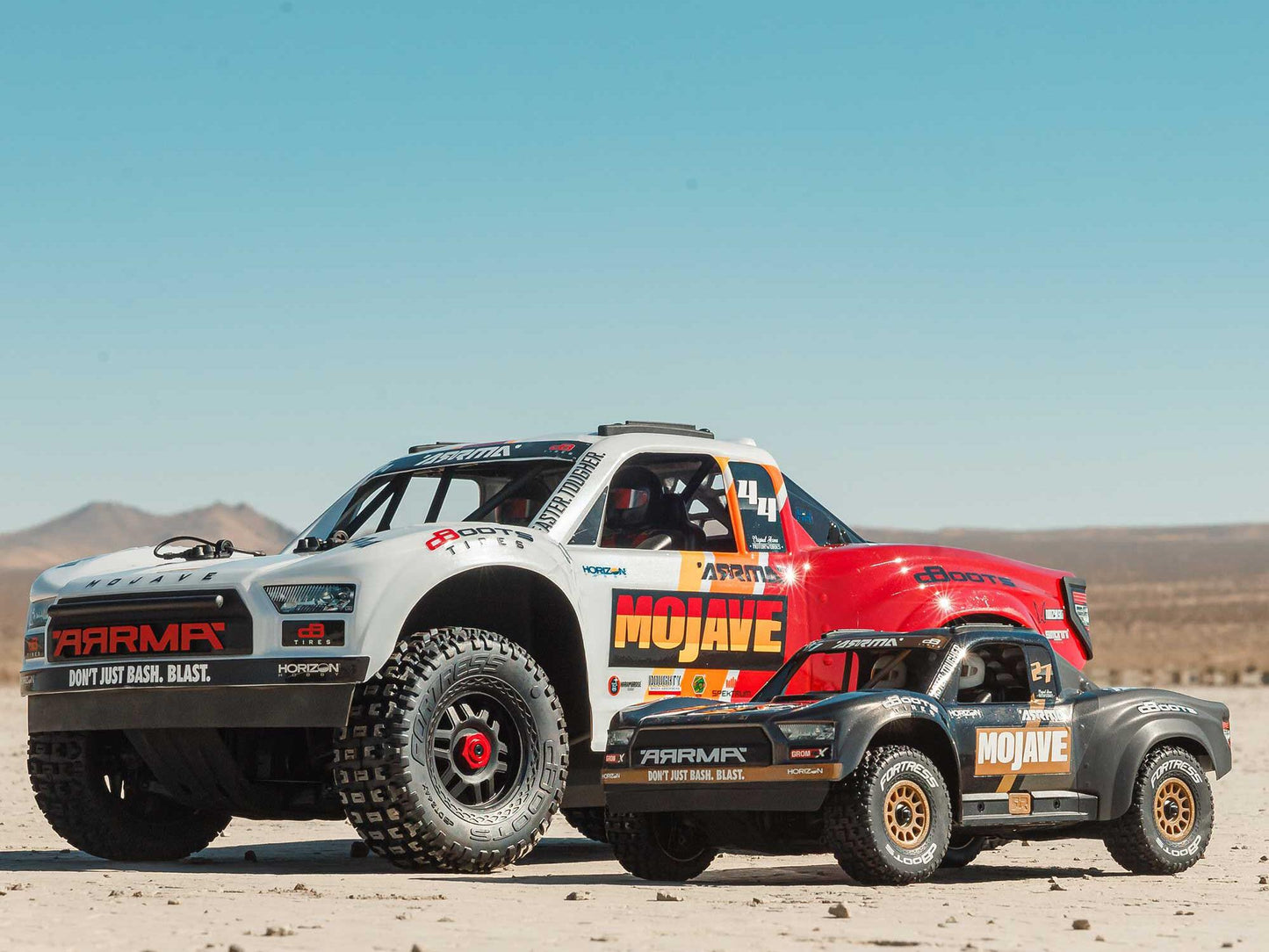 1/16 MOJAVE GROM 223S BLX 4X4 DT (No Batt/Charger) Black