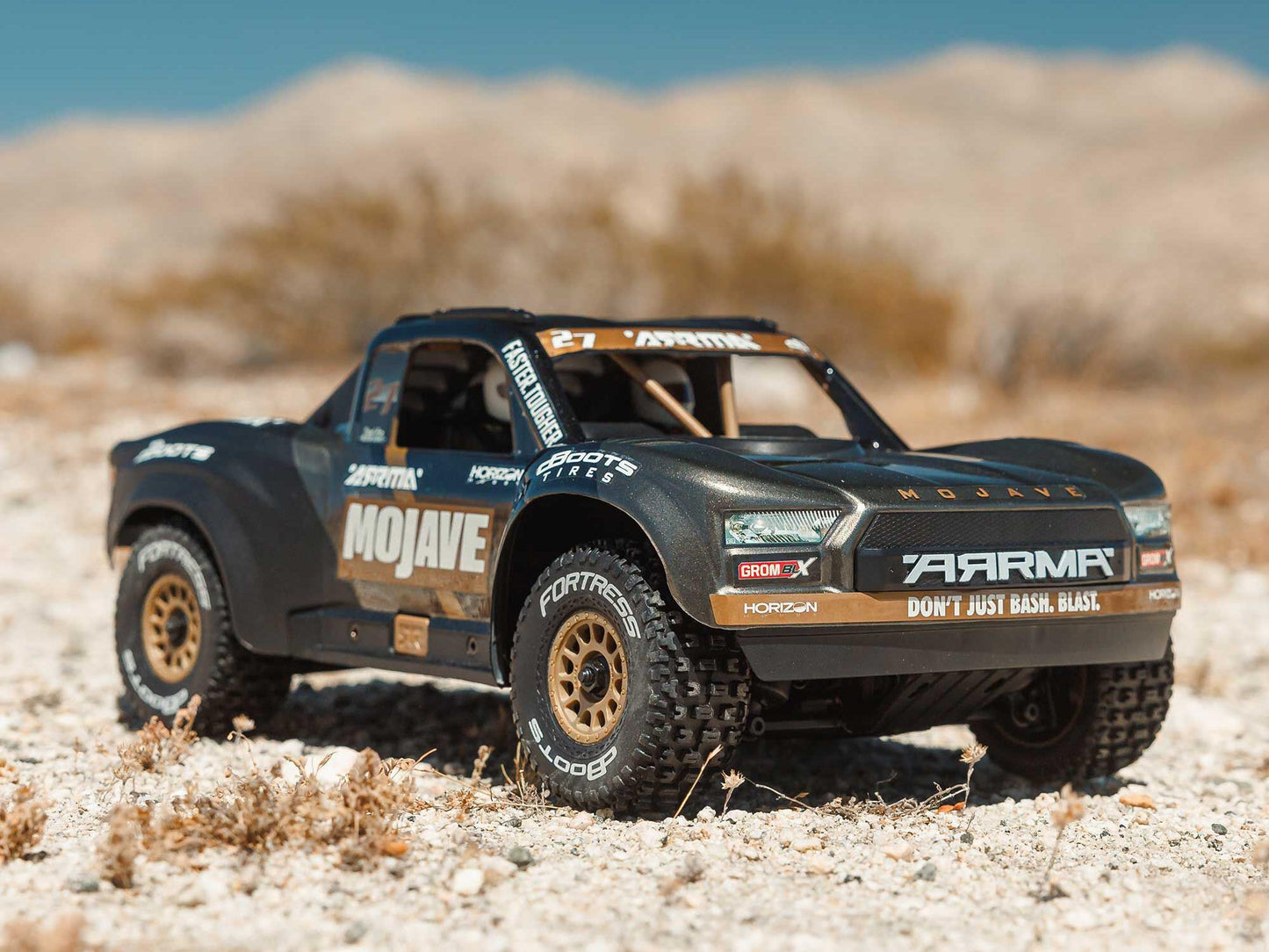 1/16 MOJAVE GROM 223S BLX 4X4 DT (No Batt/Charger) Black