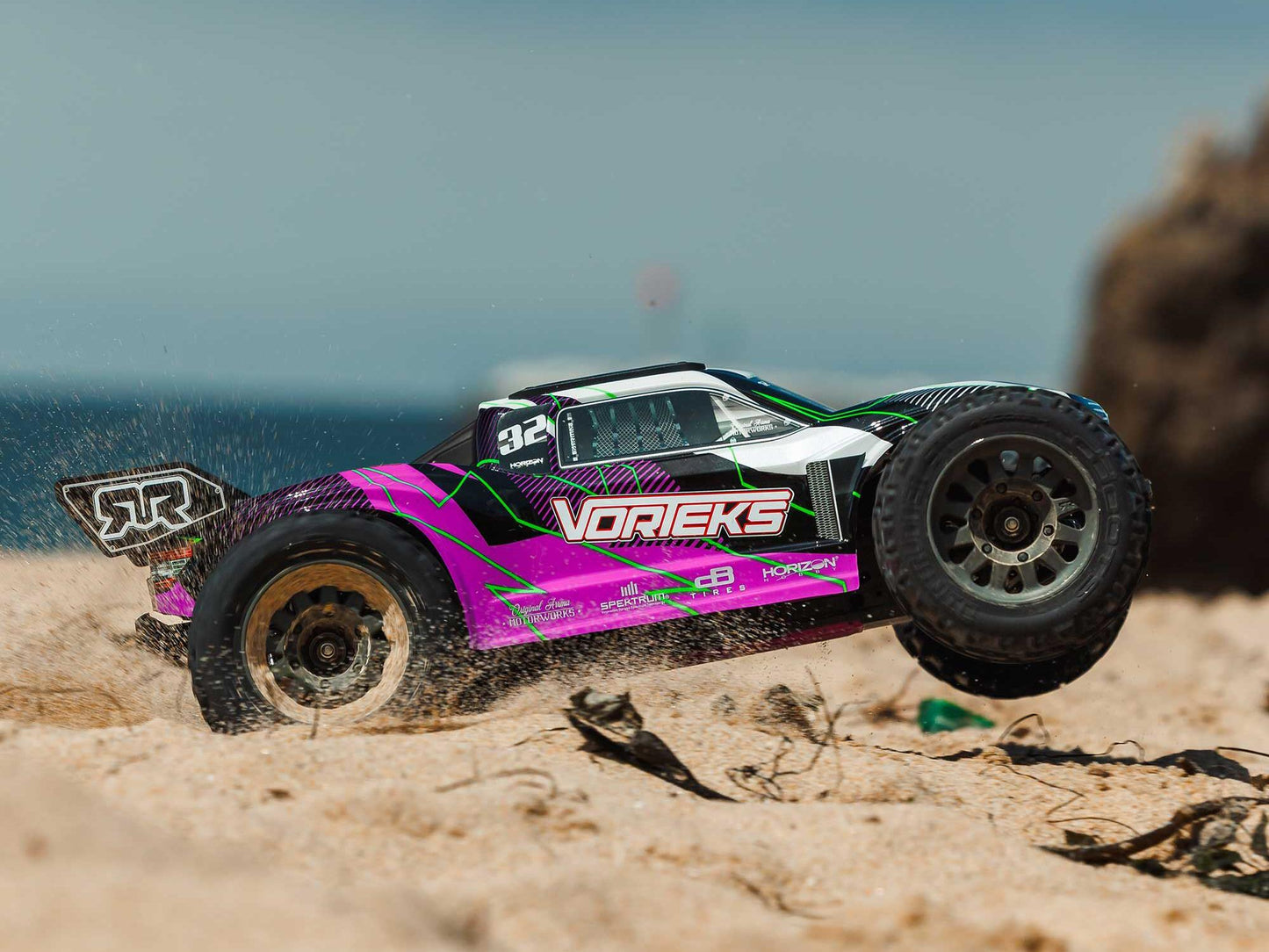 1/10 VORTEKS MEGA 550 4X2 ST with Battery & Charger Purple