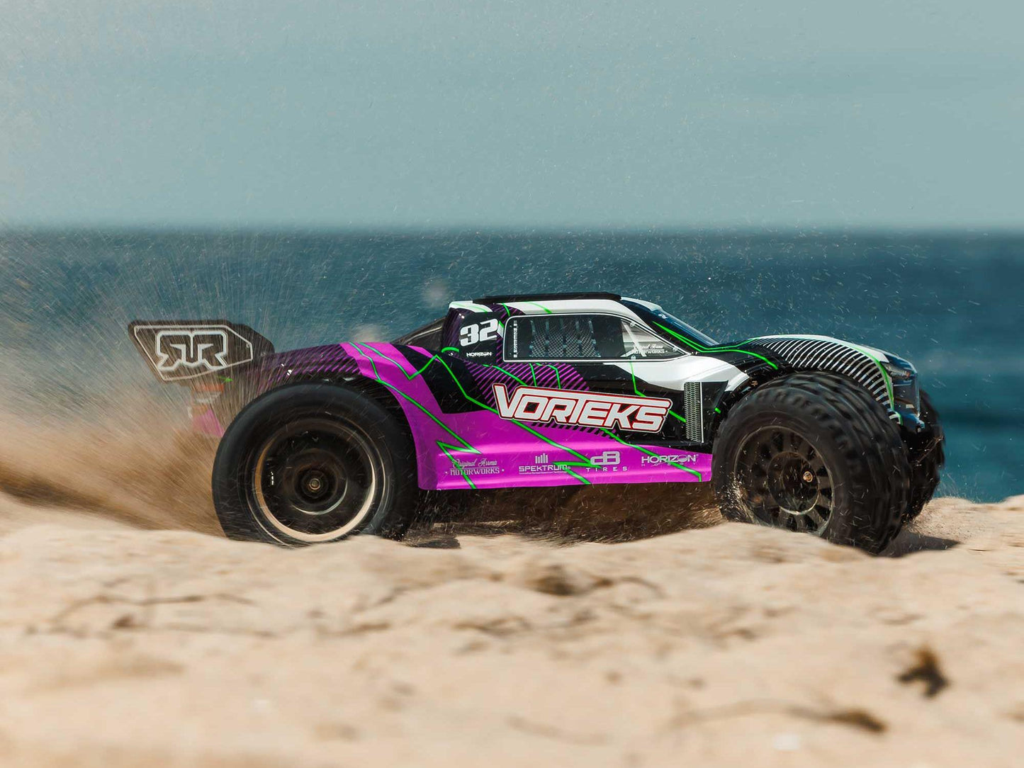 1/10 VORTEKS MEGA 550 4X2 ST with Battery & Charger Purple