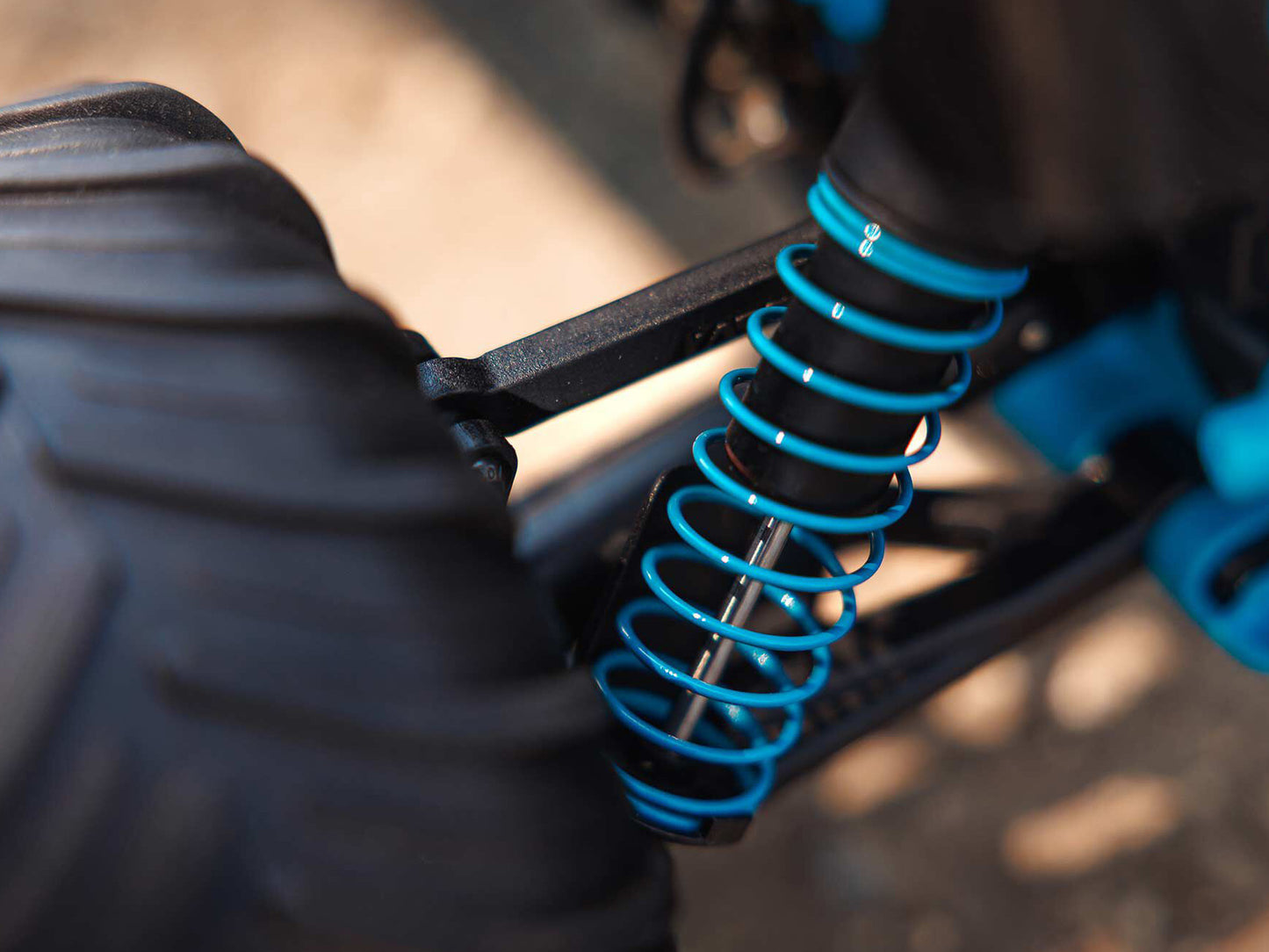 1/10 GORGON MEGA 550 2WD MT (no Battery/Charger) Blue