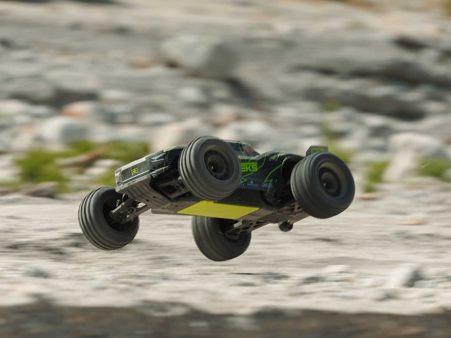1/10 VORTEKS 223S DSC 2WD RTR Brushless Stadium Truck, Yello