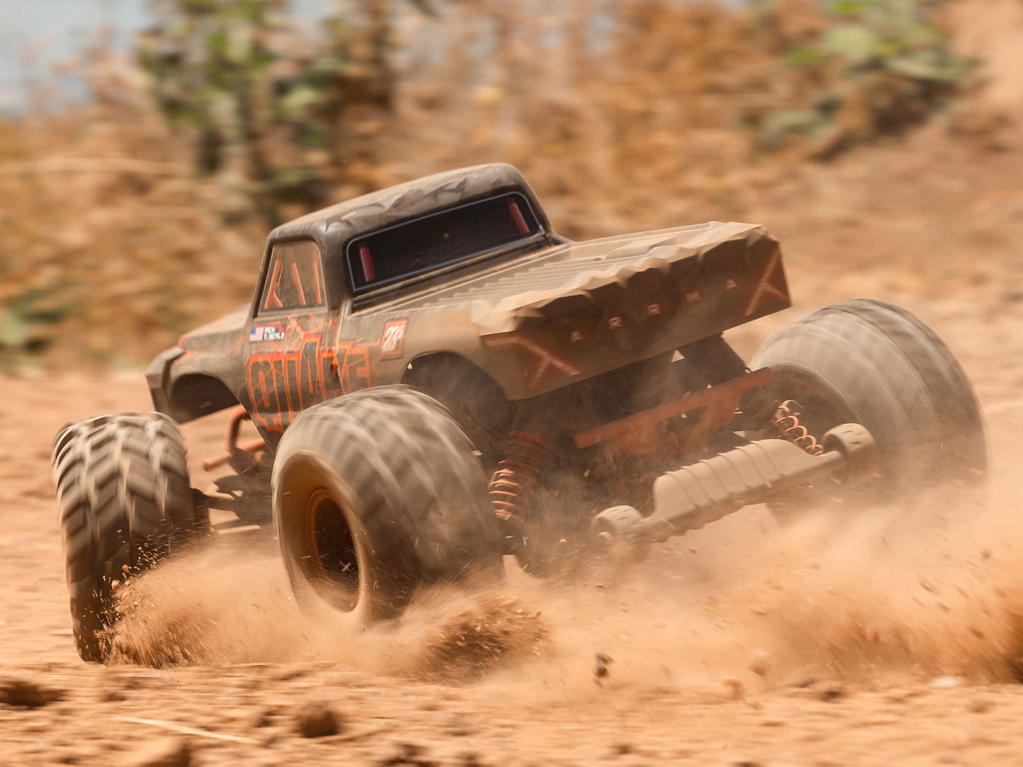 1/10 QUAKE 223S DSC 2WD RTR Brushless Monster Truck, Red
