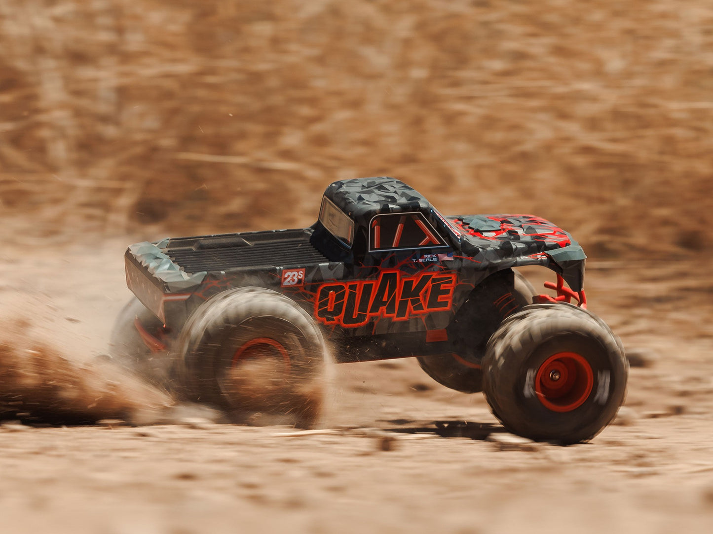 1/10 QUAKE 223S DSC 2WD RTR Brushless Monster Truck, Red