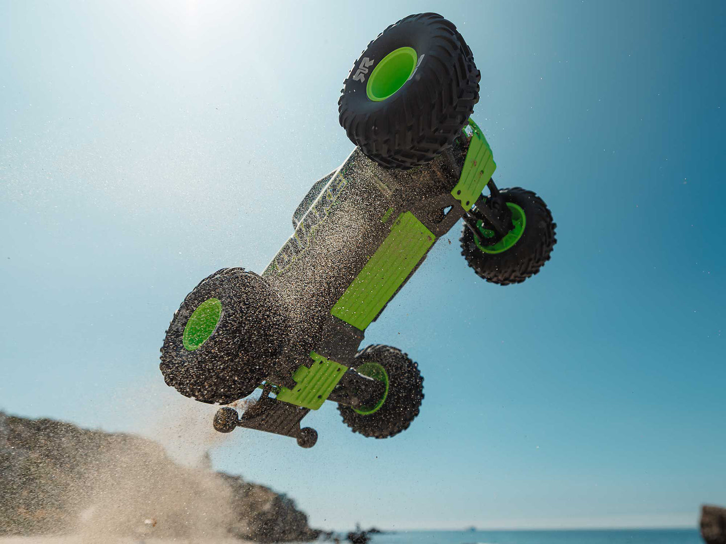 1/10 QUAKE 223S DSC 2WD RTR Brushless Monster Truck, Green