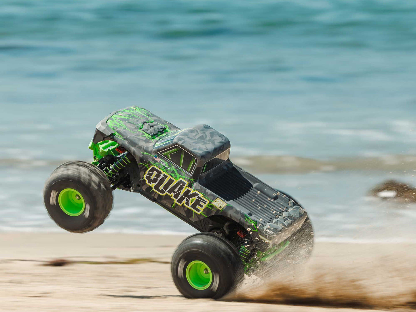 1/10 QUAKE 223S DSC 2WD RTR Brushless Monster Truck, Green