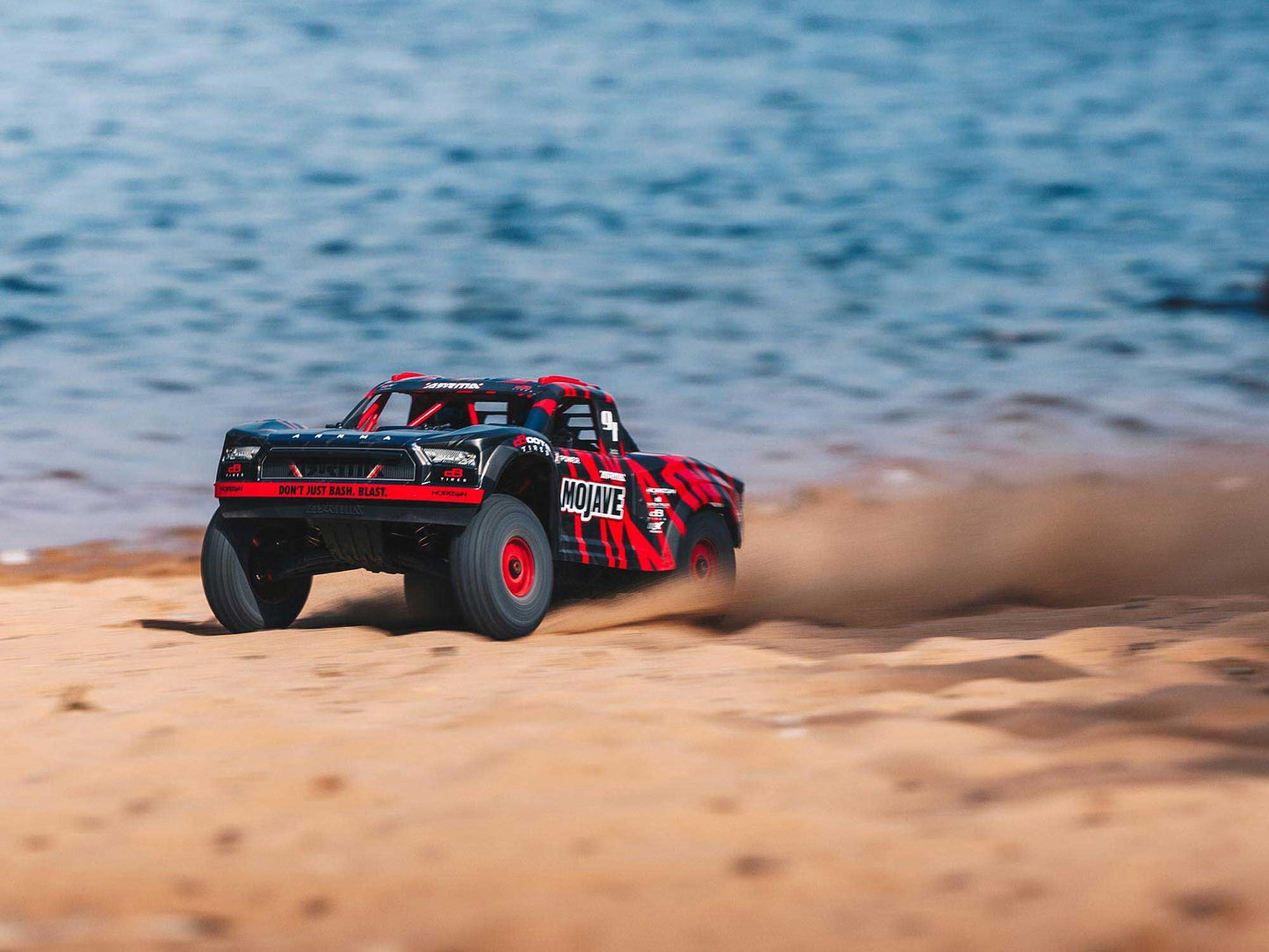 1/7 MOJAVE 6S 4X4 BLX Desert Truck RTR Red/Black