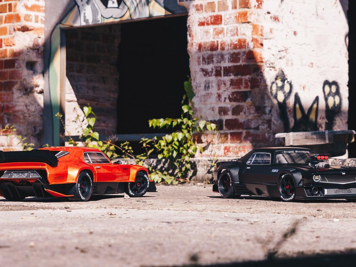 1/7 FELONY 6S 4X4 BLX Resto-Mod Muscle Car RTR Orange
