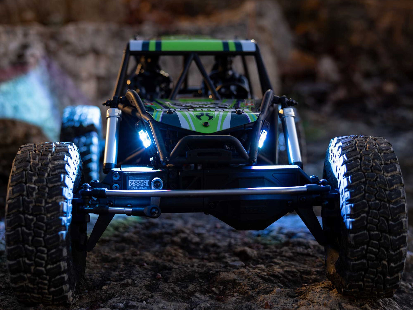1/8 AXP8 Gilamon 2.2 4X4 RTR Trail Buggy Green
