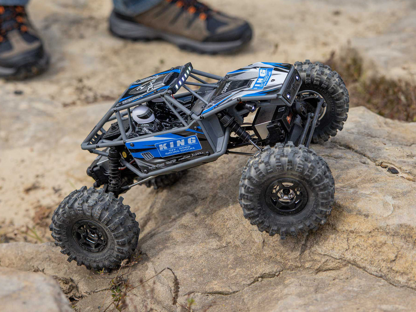 1/18 UTB18 Capra 4WS 4WD Trail Buggy RTR with Bat/Chg Blue