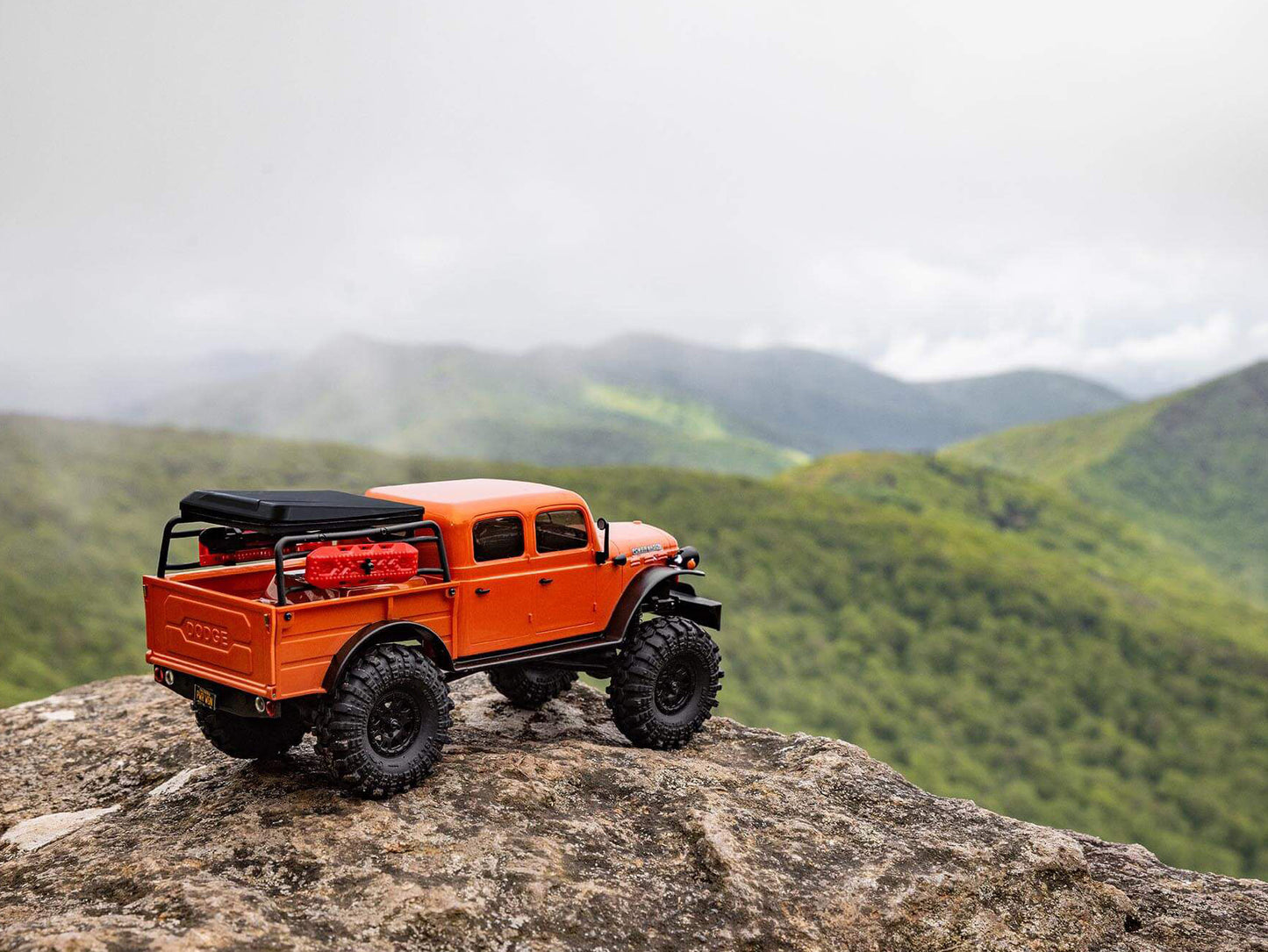 1/24 SCX24 Dodge Power Wagon 4WD Rock Crawler RTR Orange