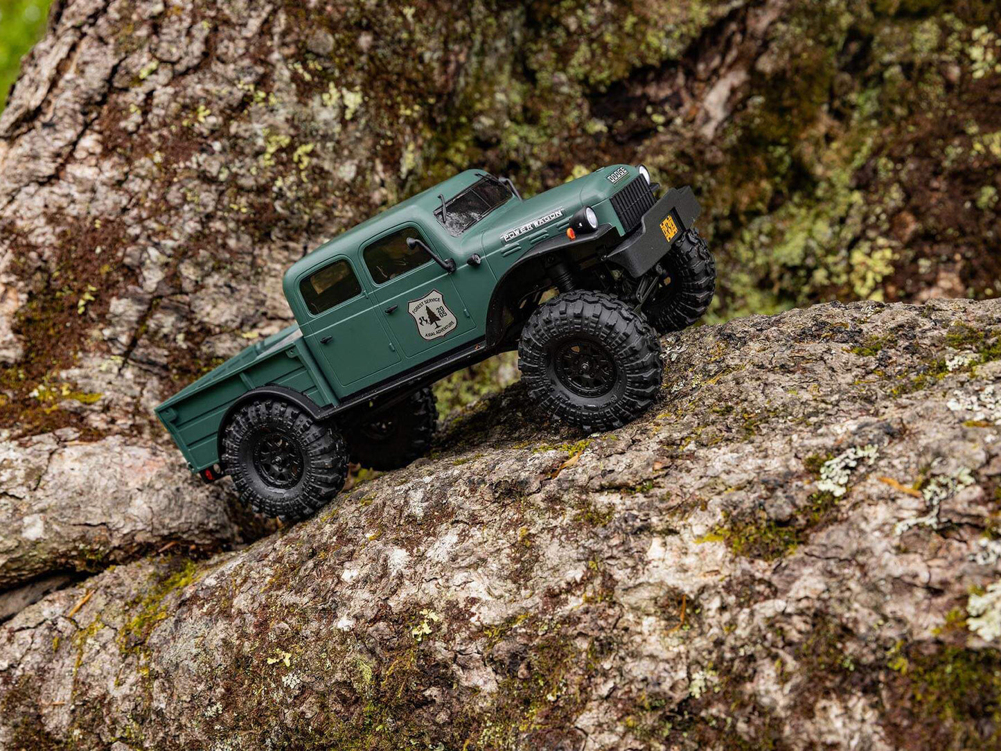 1/24 SCX24 Dodge Power Wagon 4WD Rock Crawler RTR Green