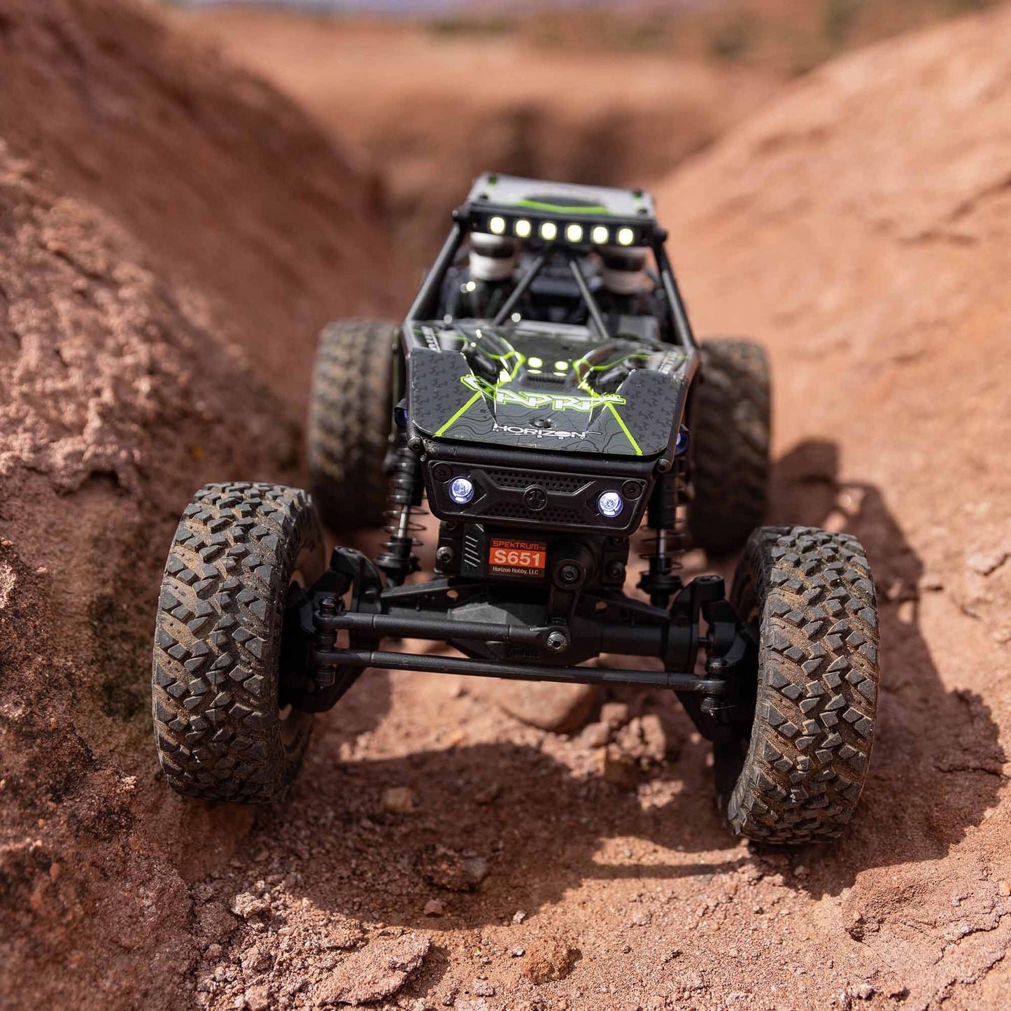 1/18 UTB18 Capra 4WD Unlimited Trail Buggy RTR Black