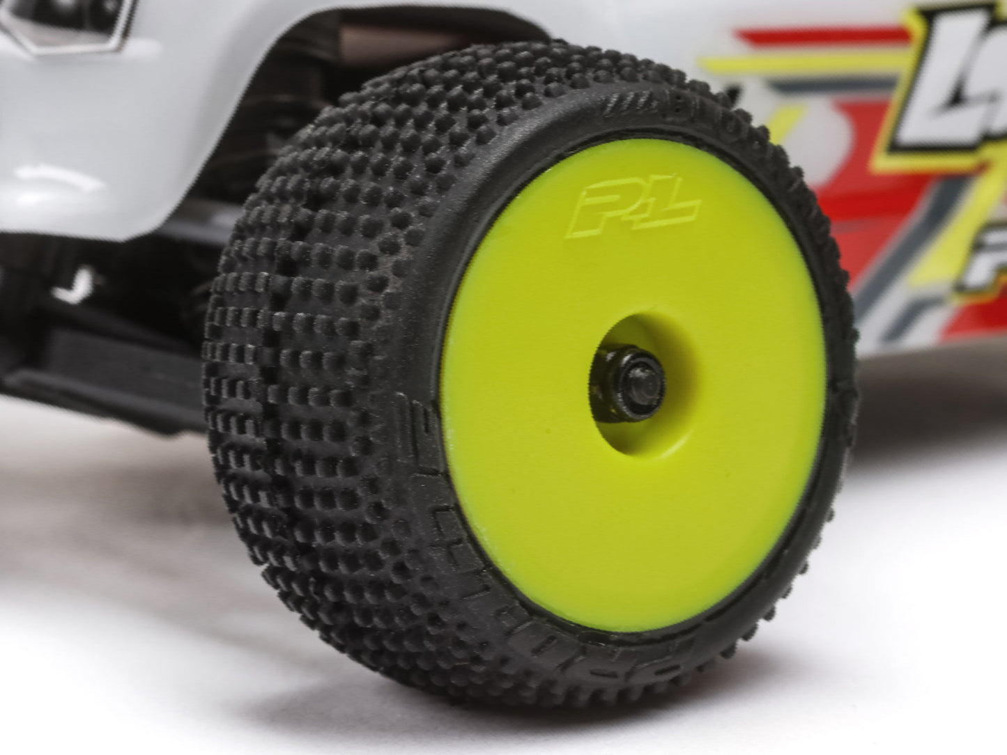 1/28 Micro-T 2WD Stadium Truck RTR White