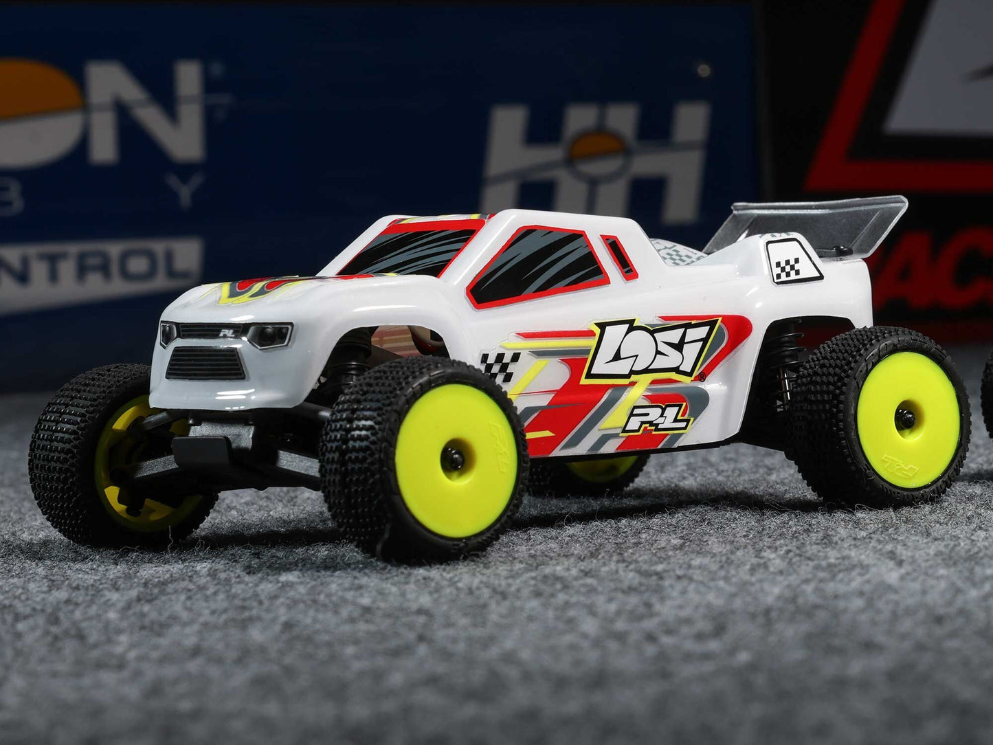 1/28 Micro-T 2WD Stadium Truck RTR White