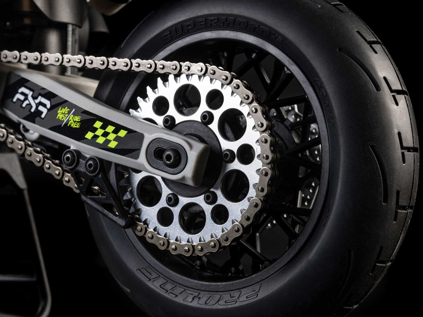 1/4 Promoto-SM FXR Supermoto Motorcycle RTR Basic