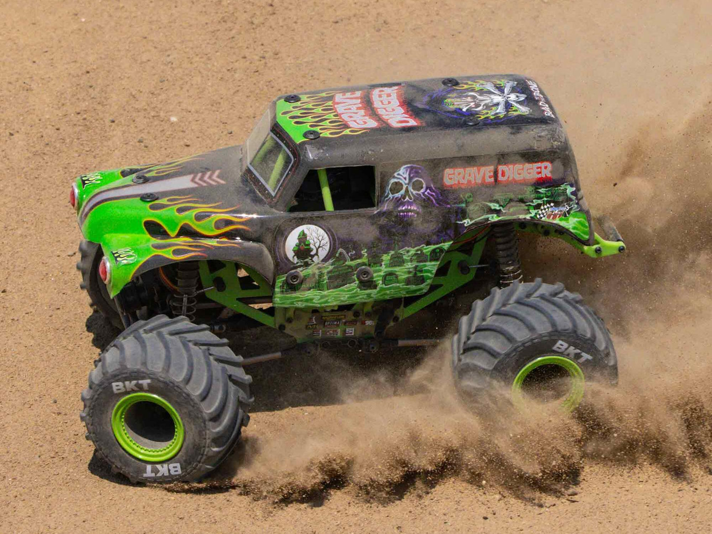 1/18 Mini LMT 4WD Brushed Monster Truck RTR Grave Digger