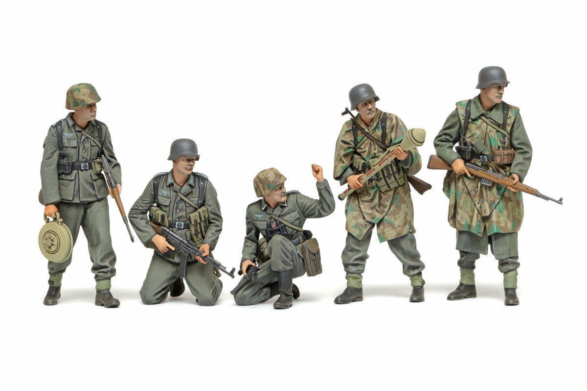 1/35 German Infantry Late WWII