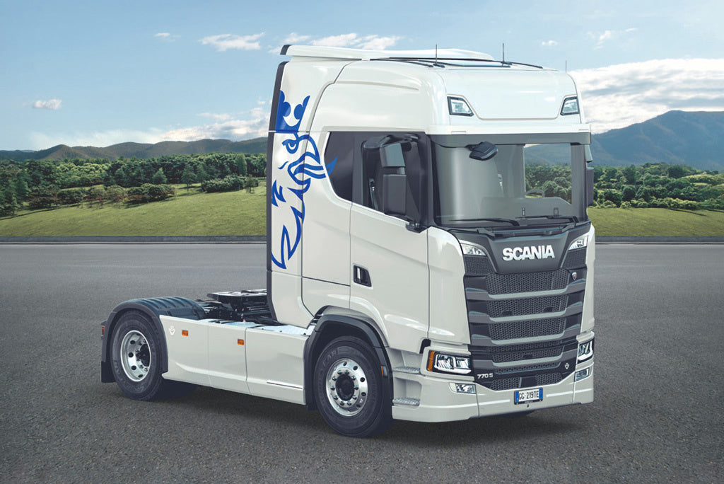 Scania 770S V8 “White Cab”