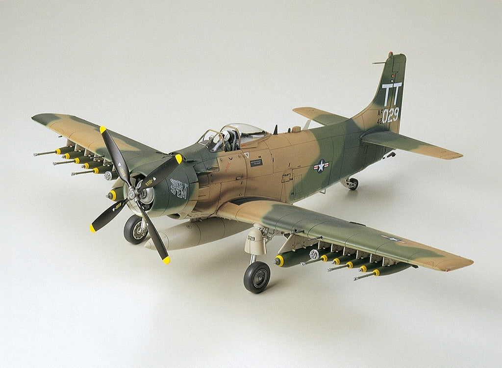 DOUGLAS A-1J SKYRAIDER USAF