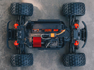 1/18 GRANITE GROM MEGA 4X4 MT with Battery & Charger Red