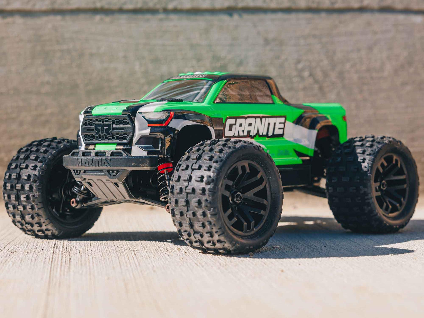 1/18 GRANITE GROM MEGA 4X4 MT with Battery & Charger Green