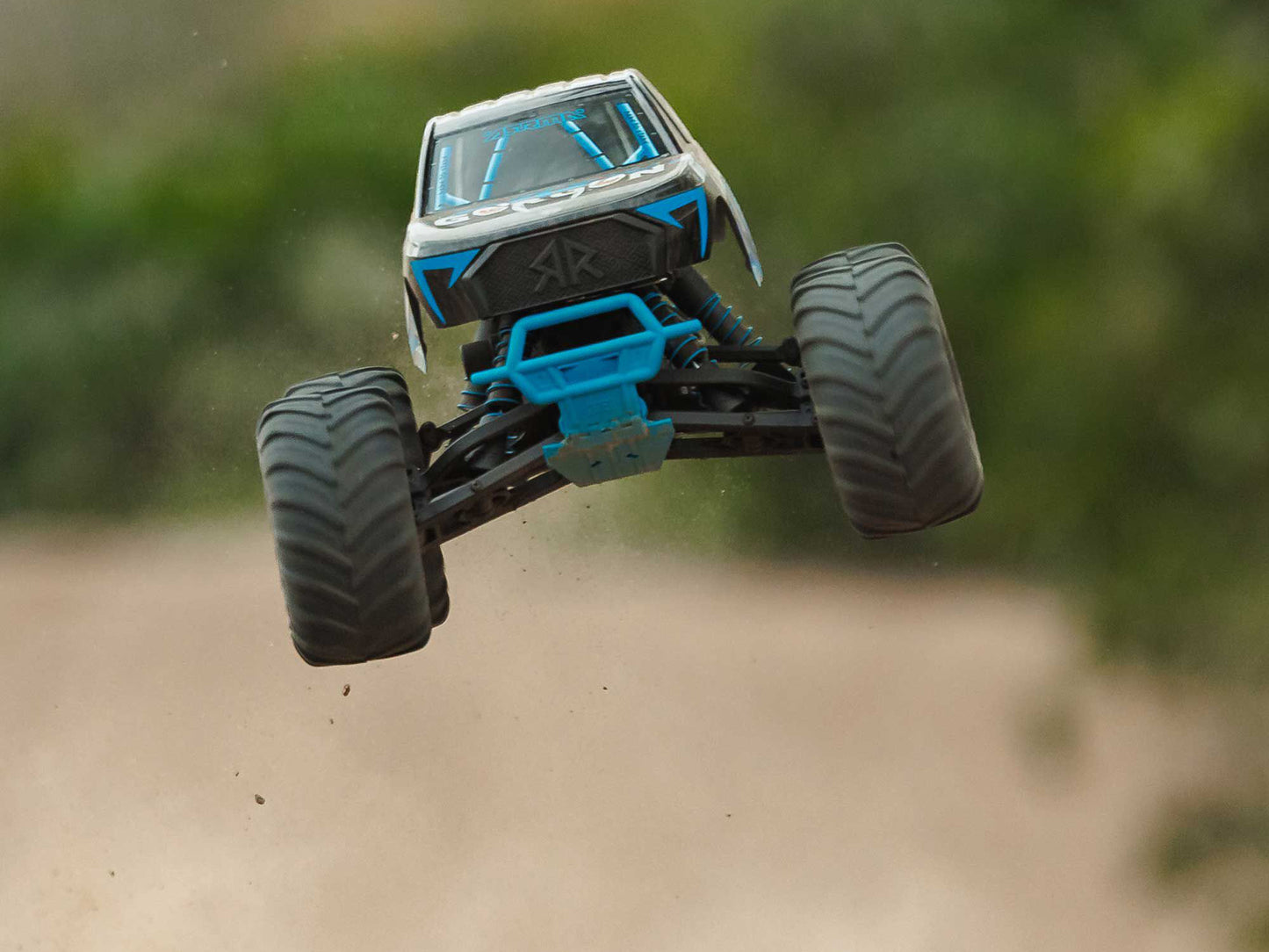 1/10 GORGON MEGA 550 2WD MT with Battery & Charger Blue