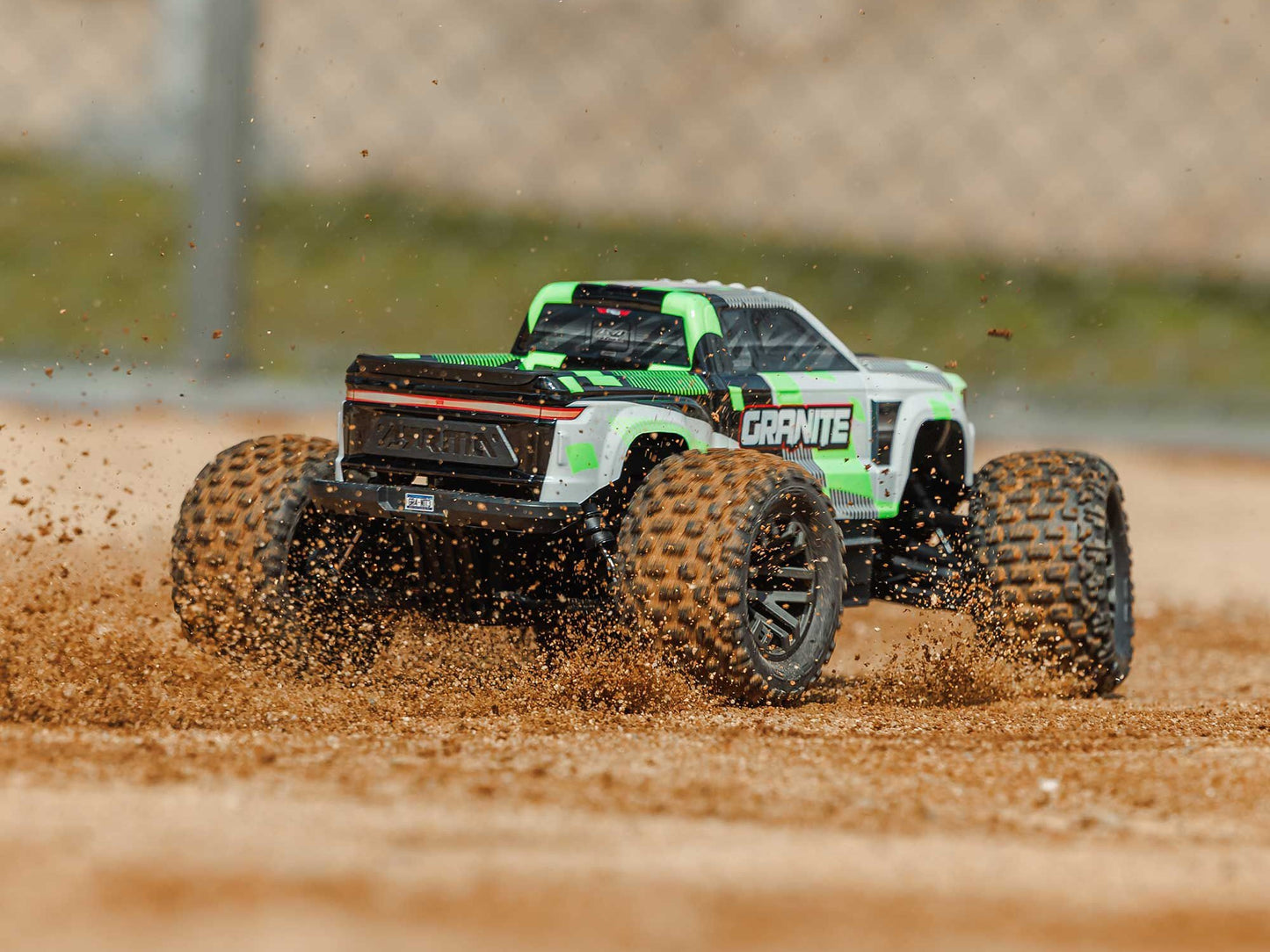 1/10 GRANITE MEGA 665 4X4 RTR Monster Truck Green
