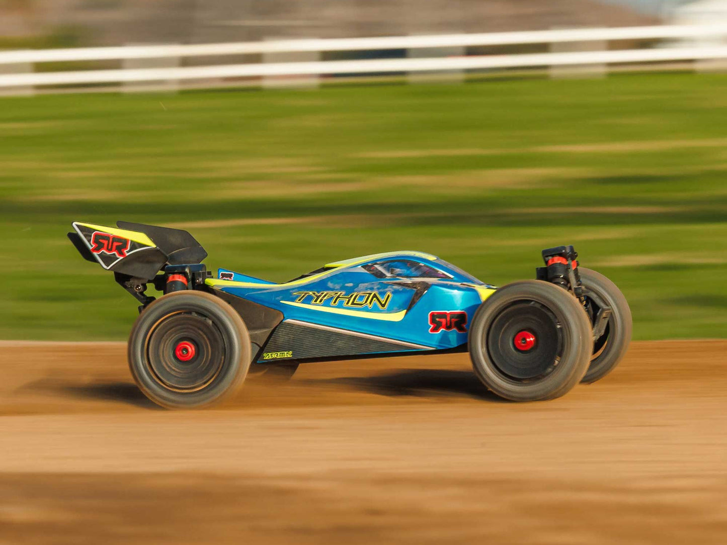 1/8 TYPHON MEGA 665 4X4 RTR Buggy Blue