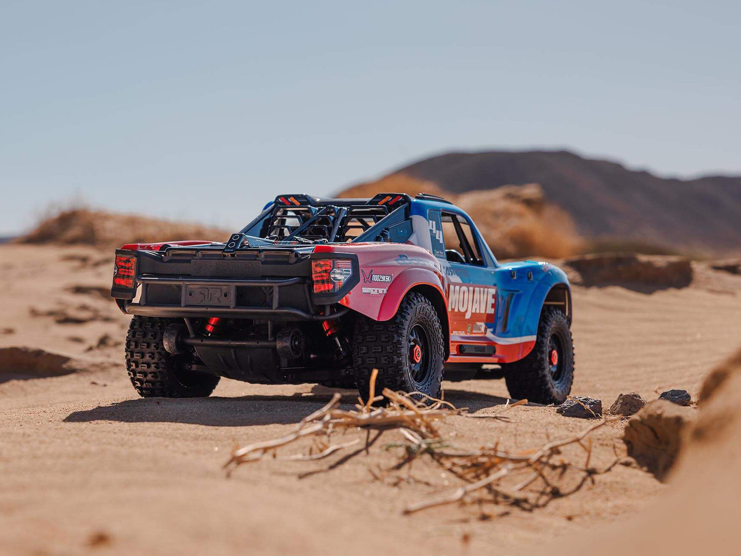 1/8 MOJAVE 4S 4X4 BLX DT (with Centre Diff) RTR Blue