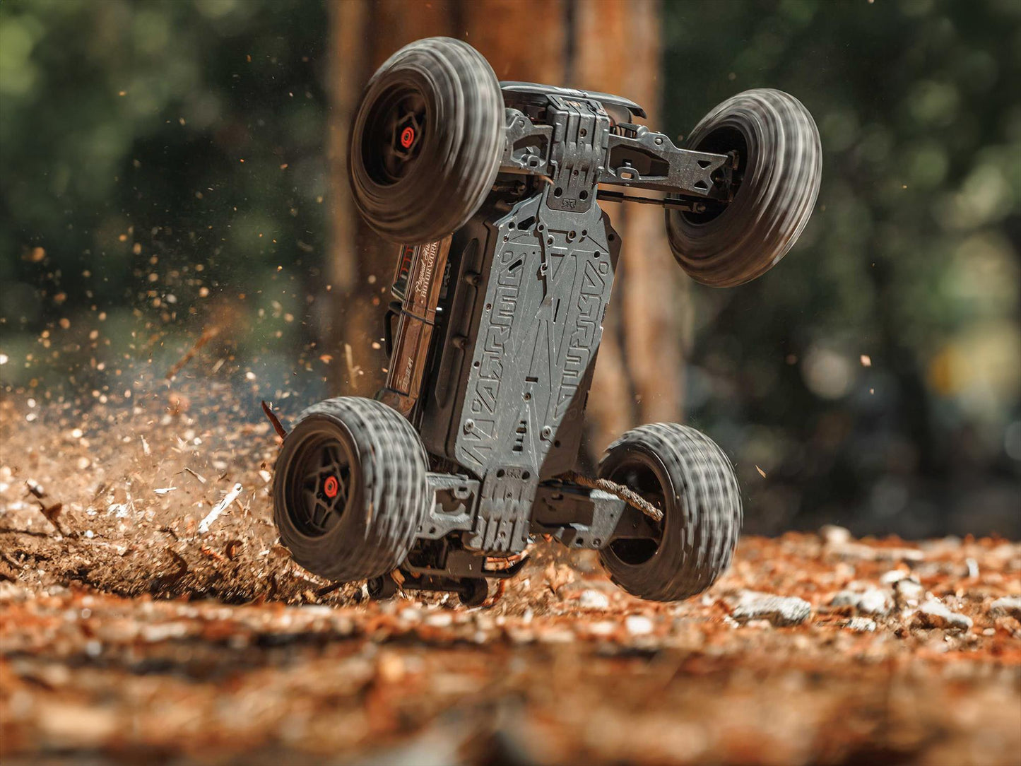 1/10 OUTCAST 4S 4X4 BLX Stunt MT (with Centre Diff) Gunmetal