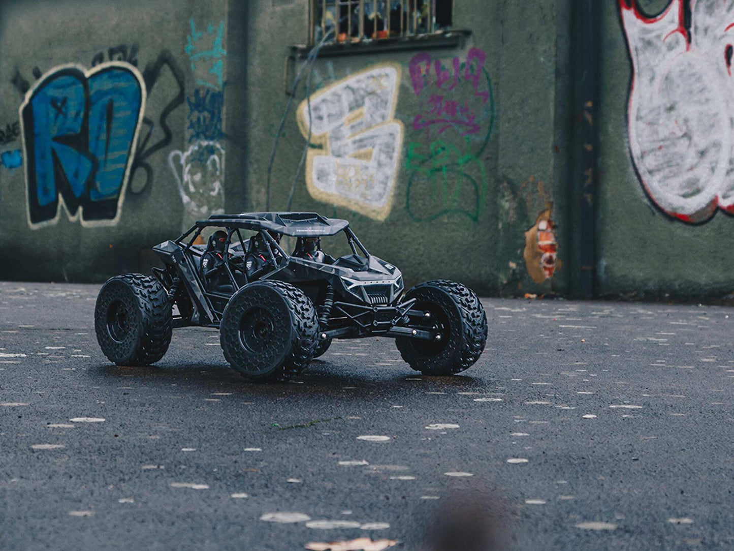 1/7 FIRETEAM 6S 4X4 BLX Speed Assault Vehicle RTR Black