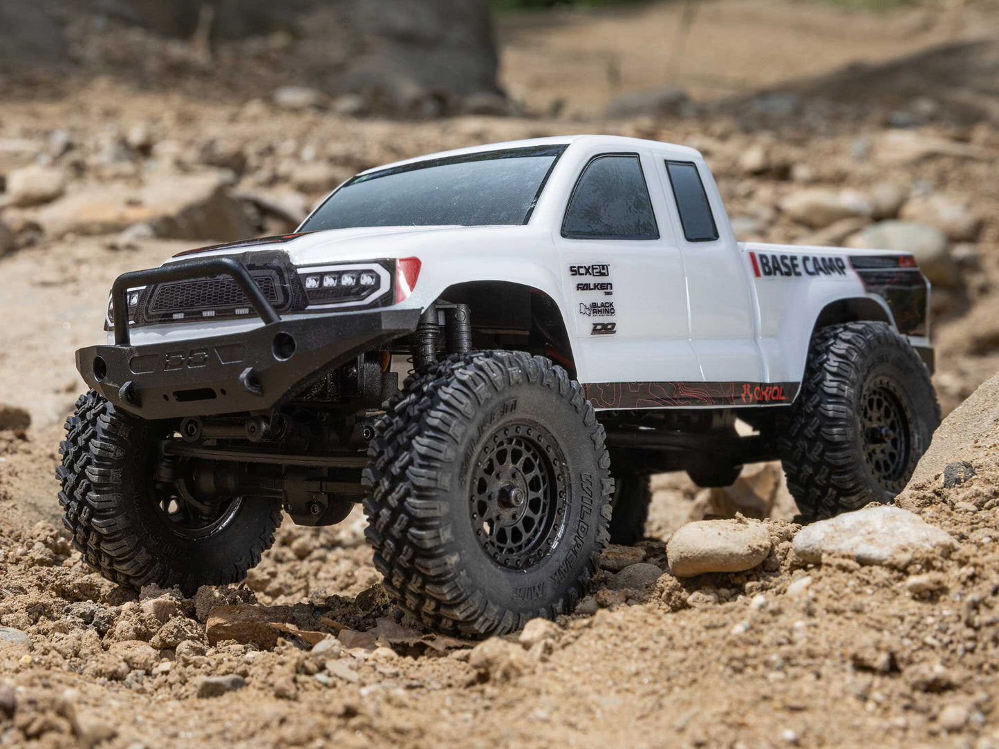 1/24 SCX24 Base Camp 4WD Rock Crawler RTR White