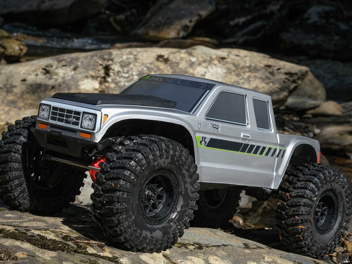 1/10 SCX10 III Coyote 4X4 RTR Brushed Rock Crawler, Silver