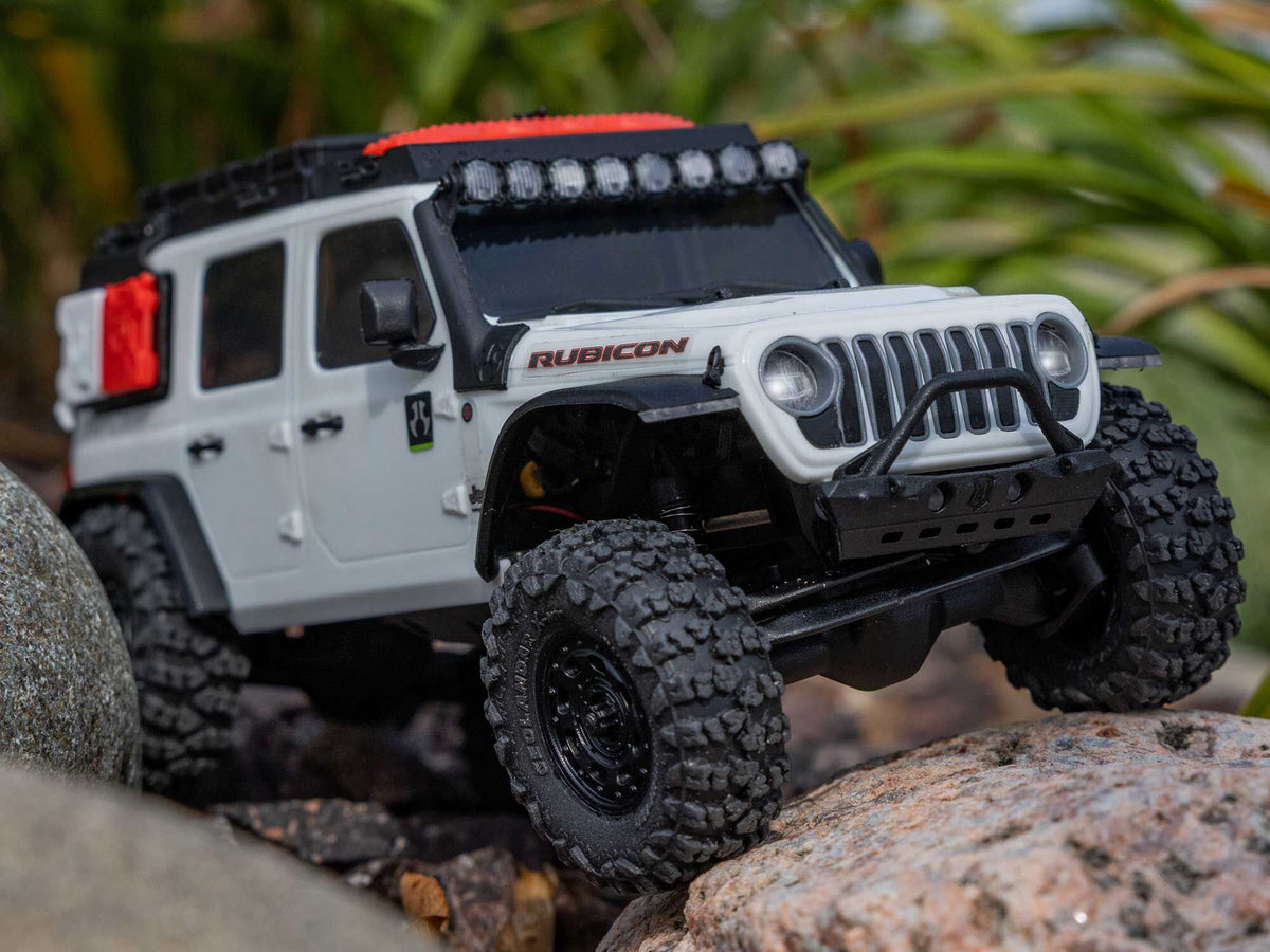 1/30 SCX30 Jeep Wrangler JLU 4X4 RTRRock Crawler White