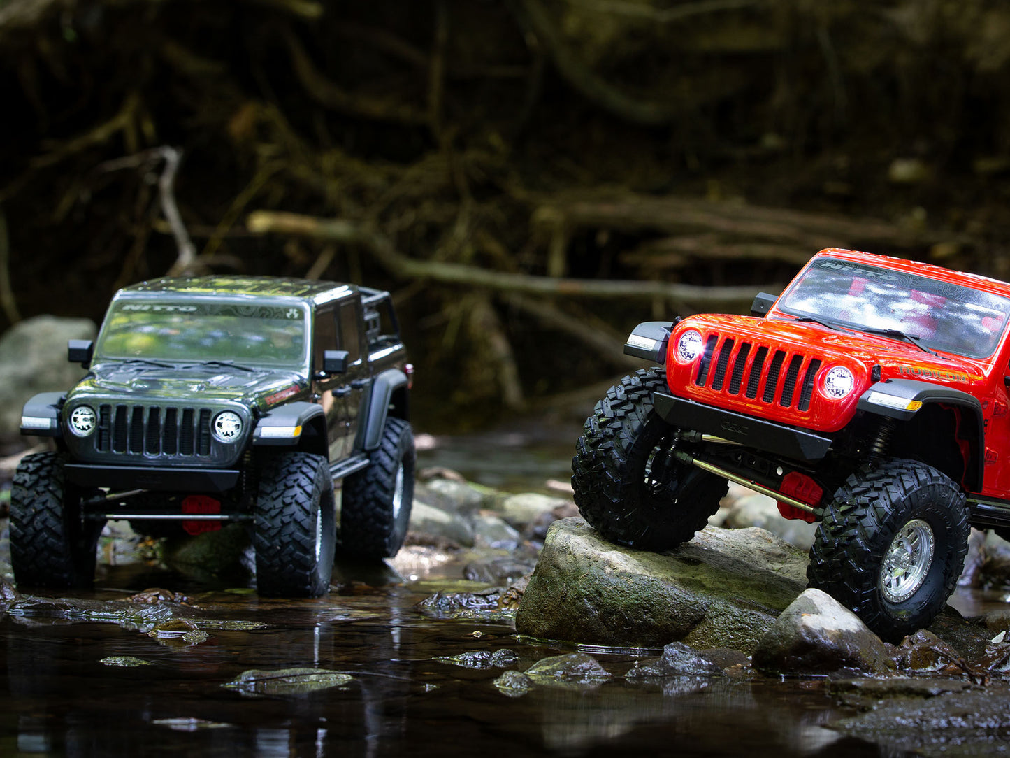 1/10 SCX10III Jeep JT Gladiator 4WD Rock Crawler RTR Red