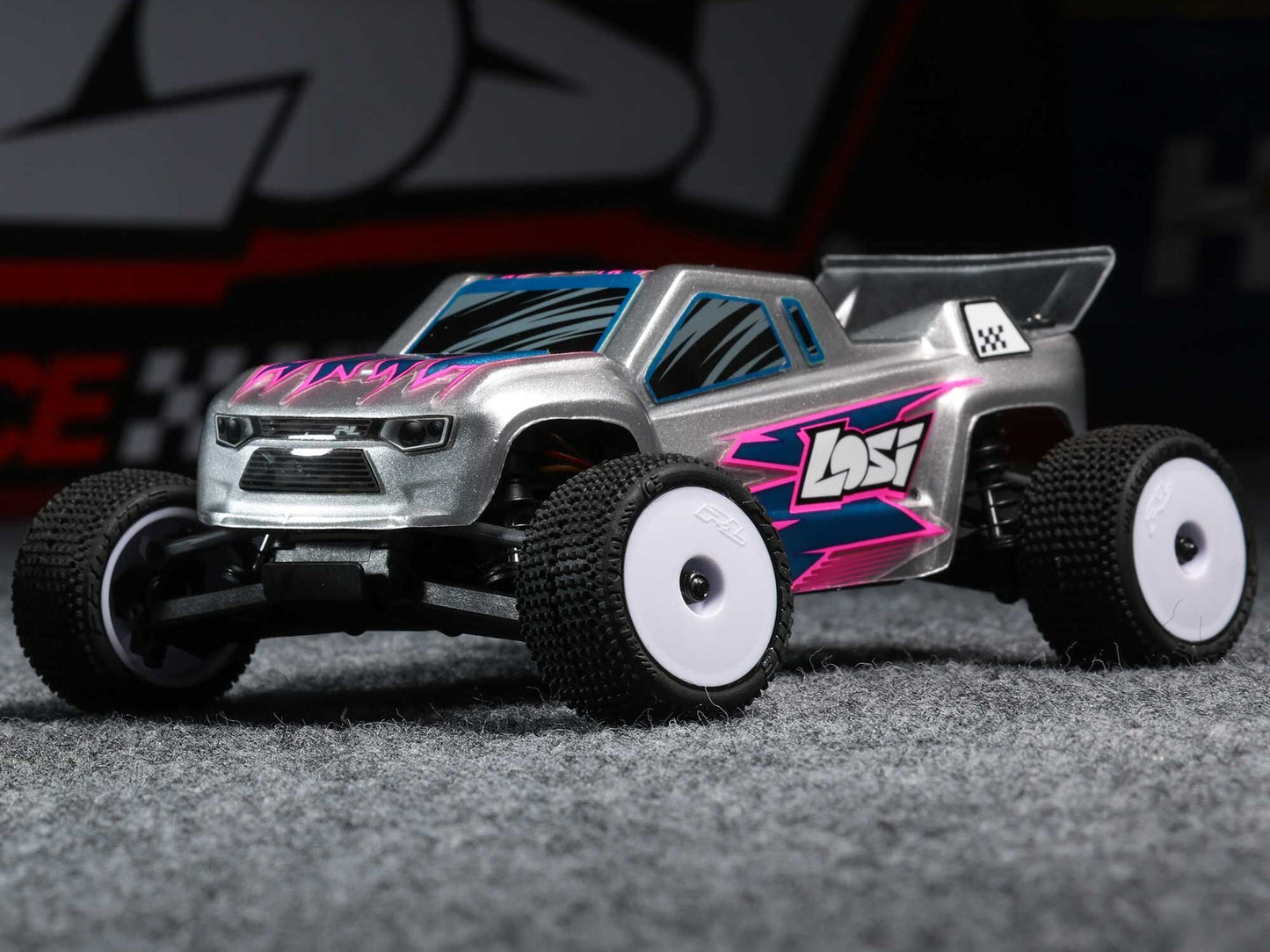 1/28 Micro-T 2WD Stadium Truck RTR Silver