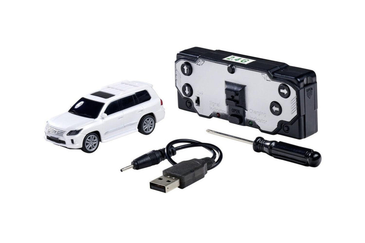 1:60 Nano Racer Lexus LX570 White