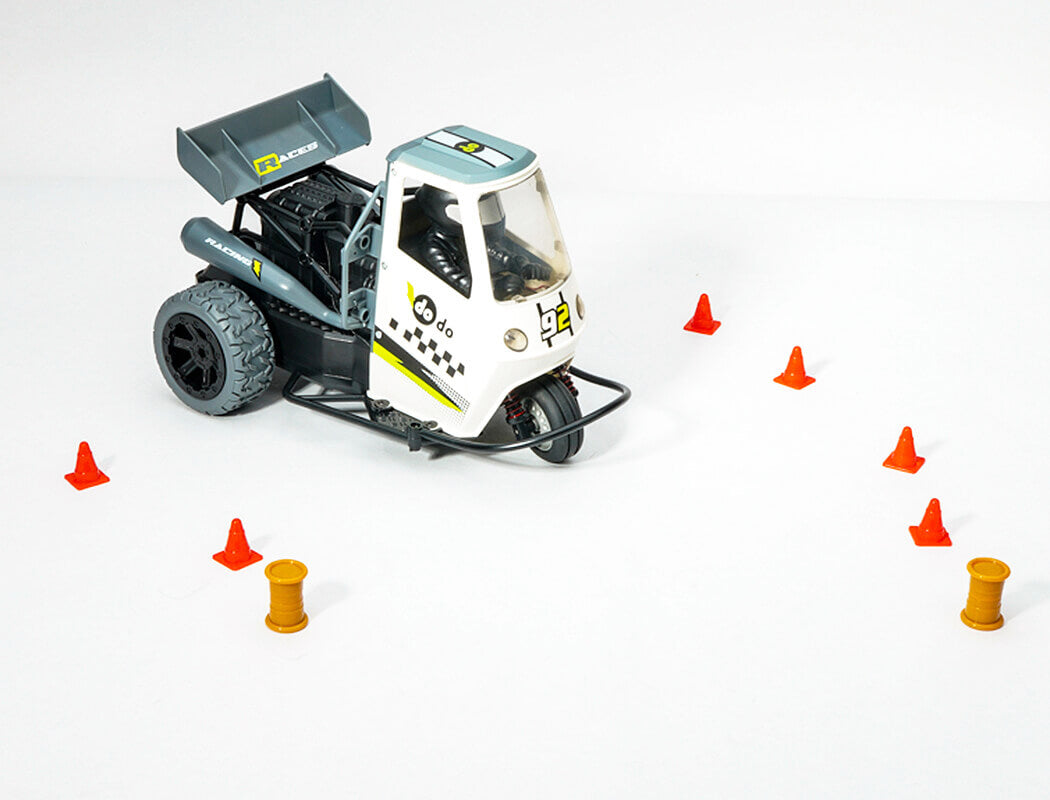E-ZEE RC 1/16 TRICYCLE RTR WITH LIGHT,SOUND AND EXHAUST FUNCTIONS