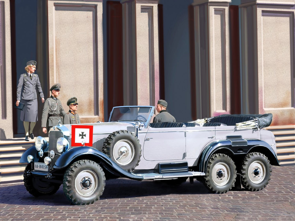 G4 (1939) German Car with 4 Passenger Figures