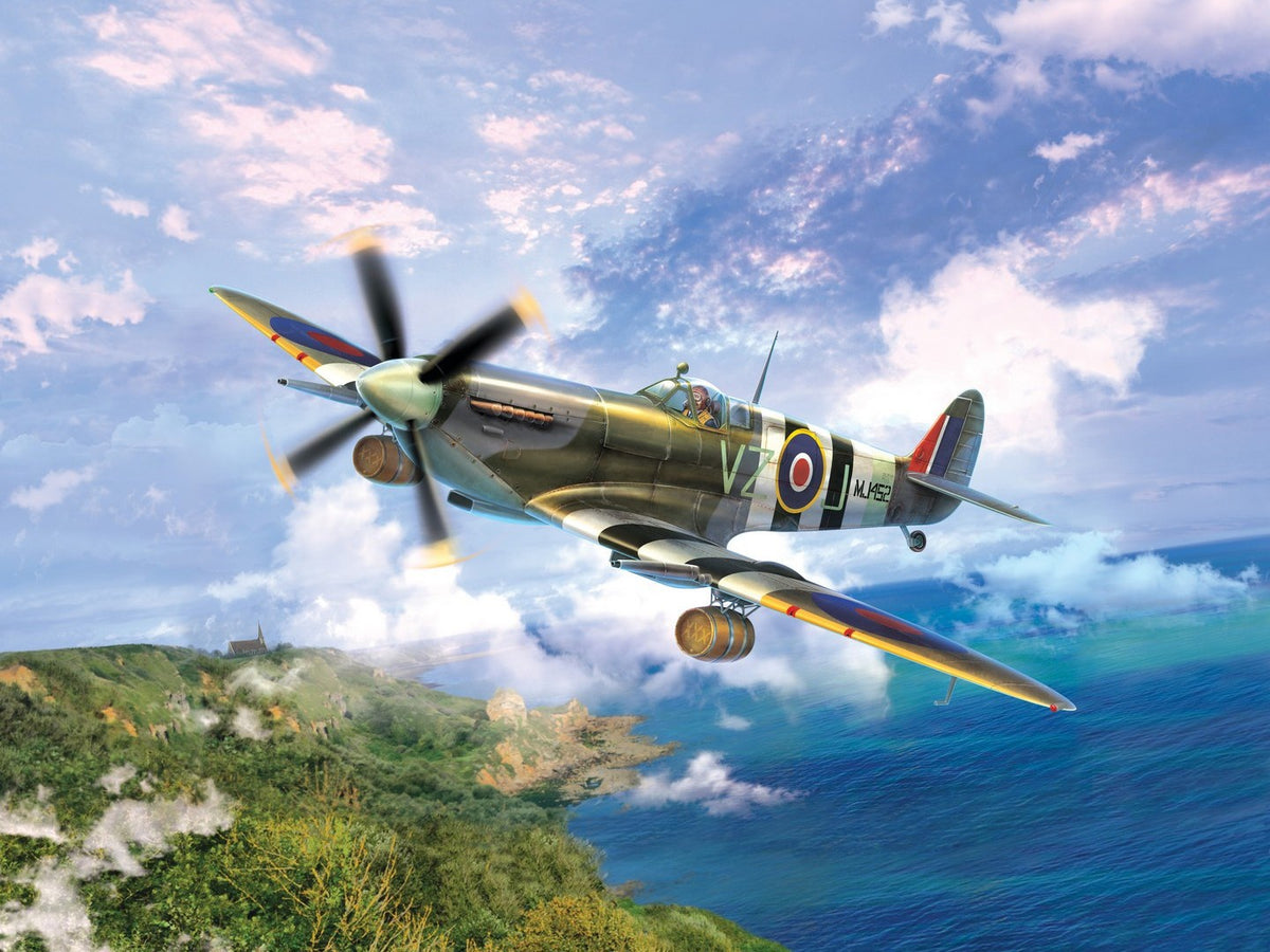 Spitfire Mk.IXC 'Beer Delivery' WWII British Fighter