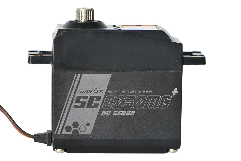 SAVOX STD SIZE DIGITAL SERVO METAL GEAR 10.5KG@6V - PLUS