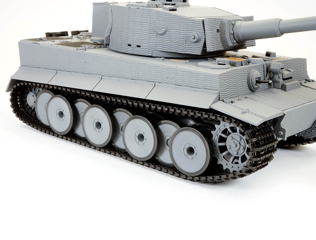 TAIGEN 1:24 TIGER 1 IR BATTLE TANK LATE VERSION- GREY (BASE)