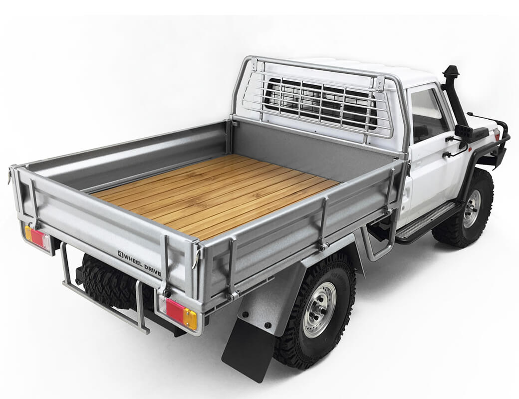 RC4WD KOBER REAR BED W/TYRE HOLDER & MUD FLAPS FOR RC4WD TF2 LWB TOYOTA LC70 (SILVER)