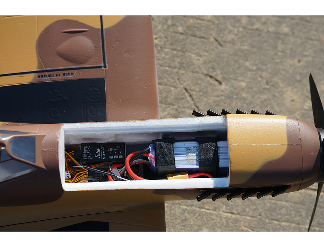 XFLY SUPERMARINE SPITFIRE MKIX BROWN 1200MM NO LANDING GEAR WITHOUT TX/RX/BAT